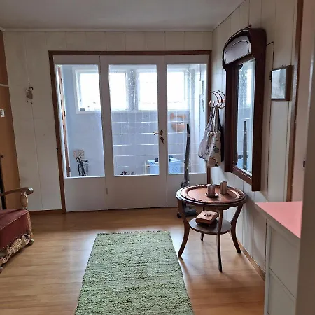 Holiday home Stemmen 16 *